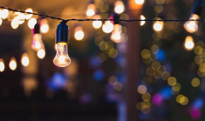 String Lights & Lanterns